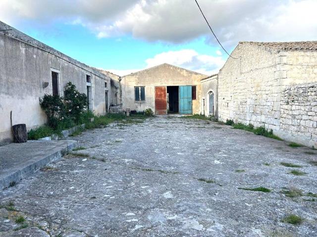 Rustico in vendita a Marina Di Modica, Sicilia