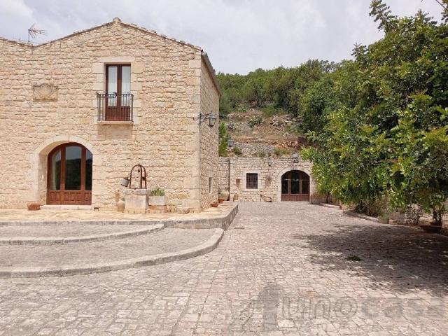 Rustico in vendita a Modica Alta, Marina Di Modica