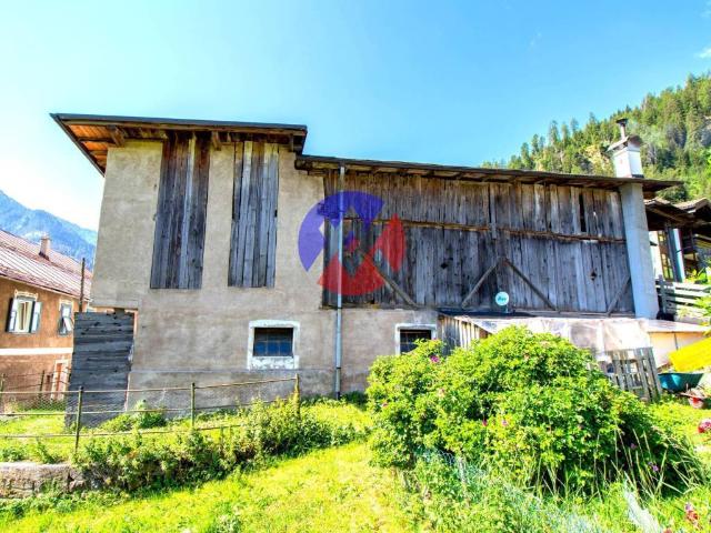 Rustico in vendita a Comun General de Fascia, Moena