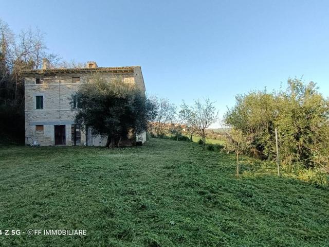Rustico in vendita a Marche, Macerata