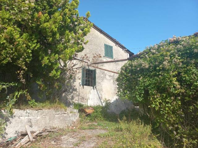Rustico in vendita a Unione Comuni Garfagnana, Molazzana