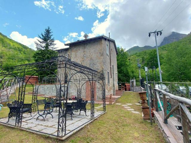 Rustico in vendita a Unione Comuni Garfagnana, Molazzana