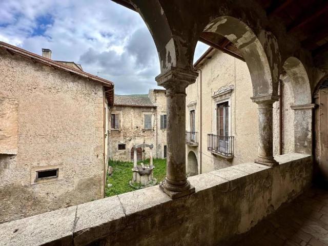 Rustico in vendita a Molina Aterno, Abruzzo