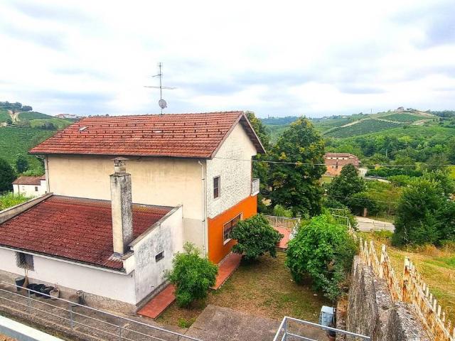 Rustico in vendita a Piemonte, Asti