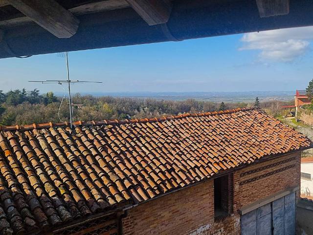 Rustico in vendita a Piemonte, Asti