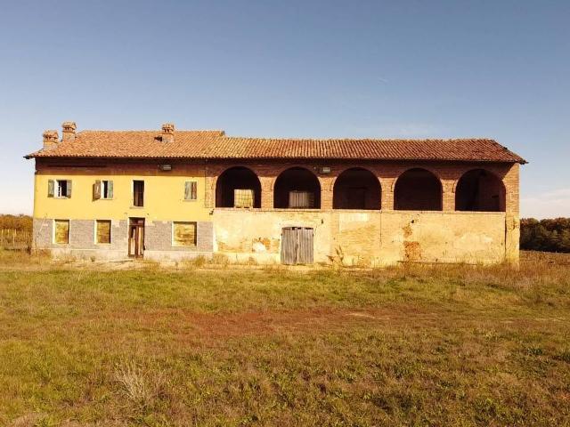 Rustico in vendita a Piemonte, Asti