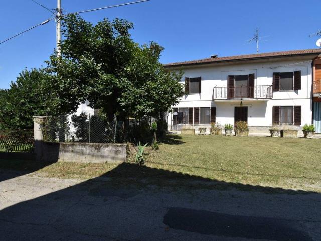 Rustico in vendita a Piemonte, Asti