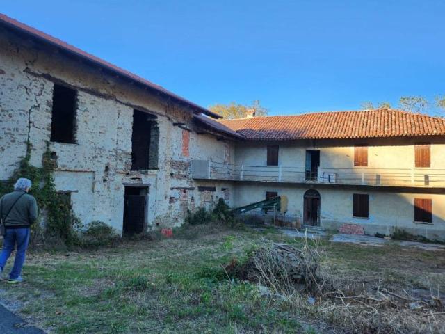 Rustico in vendita a Piemonte, Asti