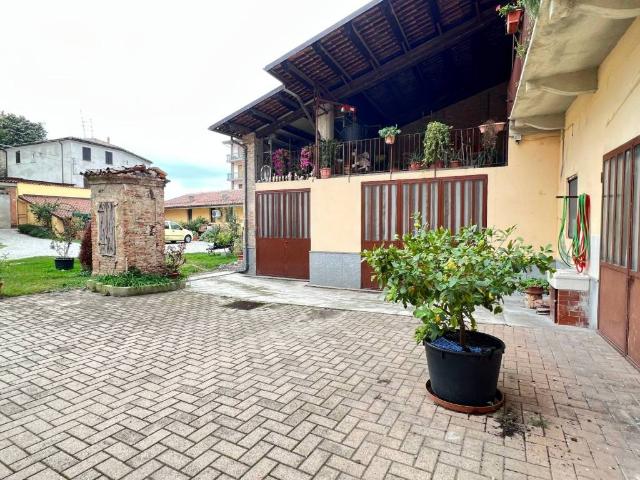 Rustico in vendita a Piemonte, Asti