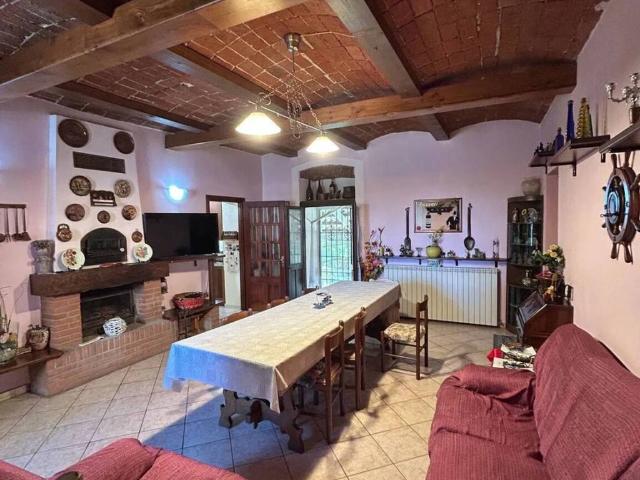 Rustico in vendita a Piemonte, Asti