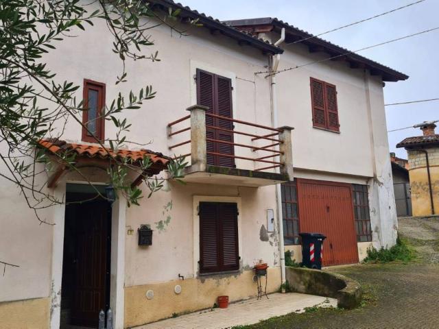 Rustico in vendita a Piemonte, Asti