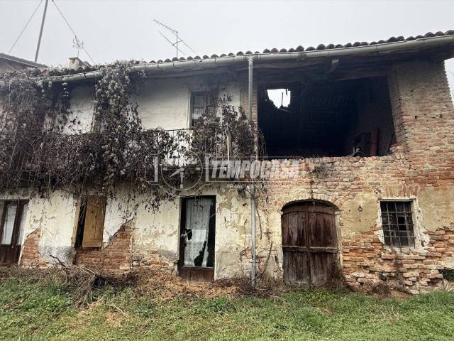 Rustico in vendita a Piemonte, Asti