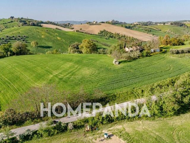 Rustico in vendita a Cavallara, Mondavio