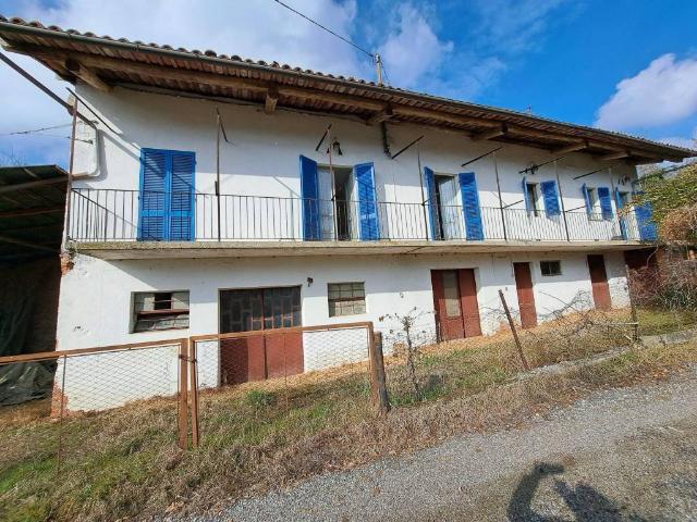 Rustico in vendita a Carassone, Piemonte