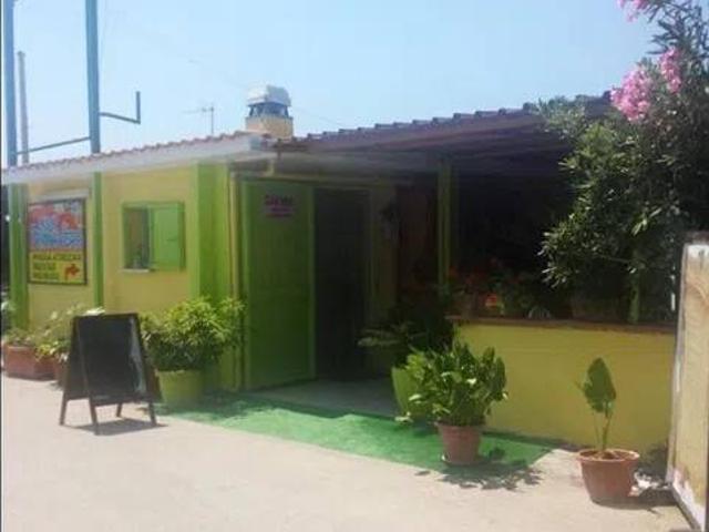 Rustico in vendita a Sinuessa, Mondragone