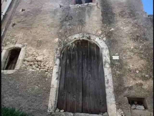 Rustico in vendita a Monforte San Giorgio, Sicilia