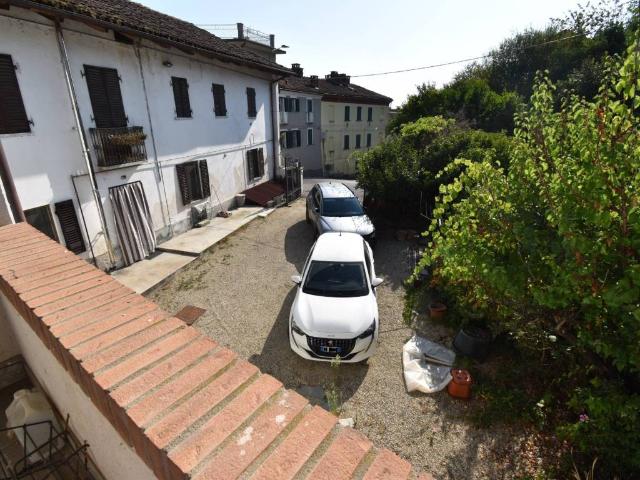 Rustico in vendita a Piemonte, Asti