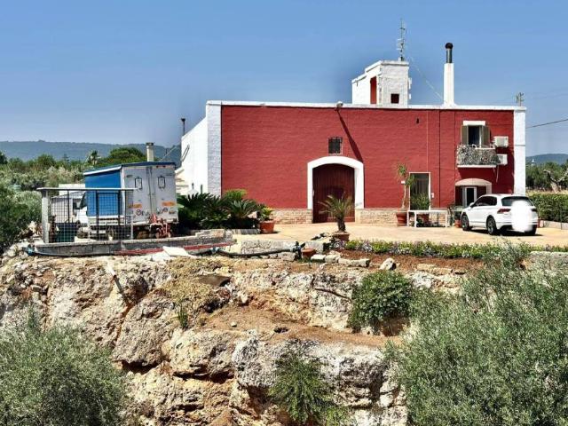 Rustico in vendita a Puglia, Bari