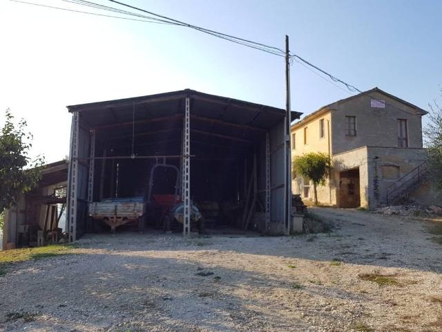 Rustico in vendita a Stella, Marche