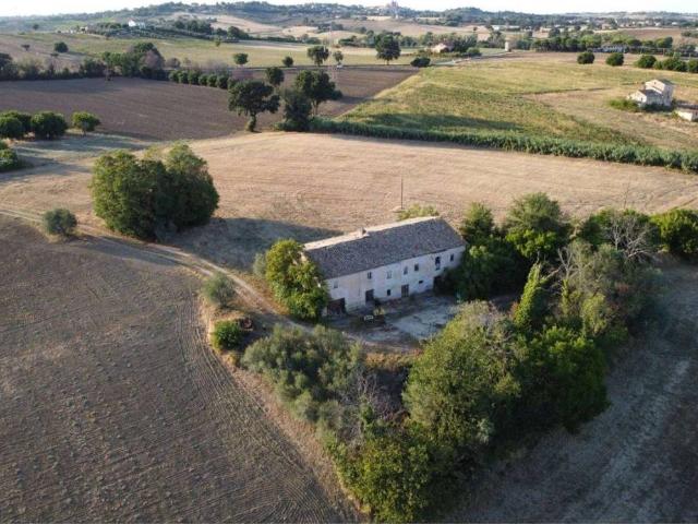 Rustico in vendita a Marche, Ancona