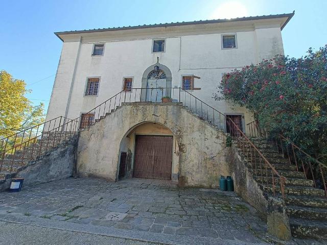 Rustico in vendita a Montevettolini, Toscana
