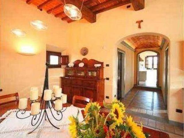 Rustico in vendita a Montevettolini, Toscana
