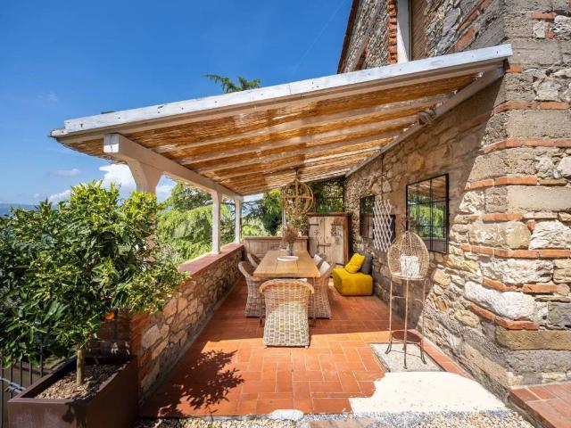 Rustico in vendita a Montevettolini, Toscana