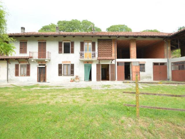 Rustico in vendita a Piemonte, Asti