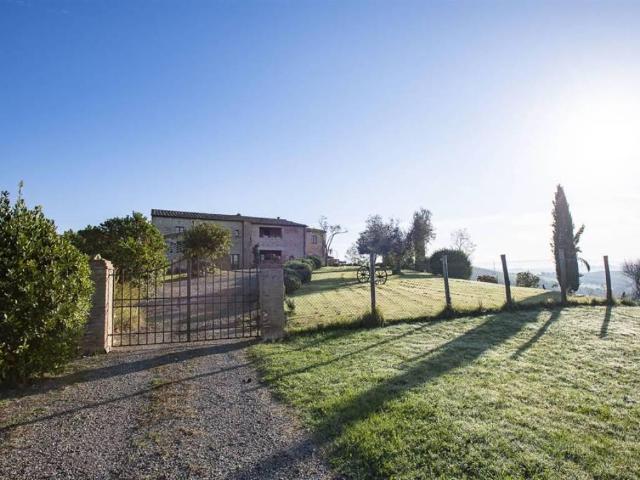 Rustico in vendita a Montalcino, Toscana