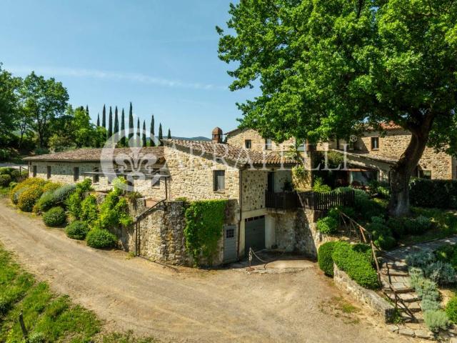 Rustico in vendita a Montalcino, Toscana