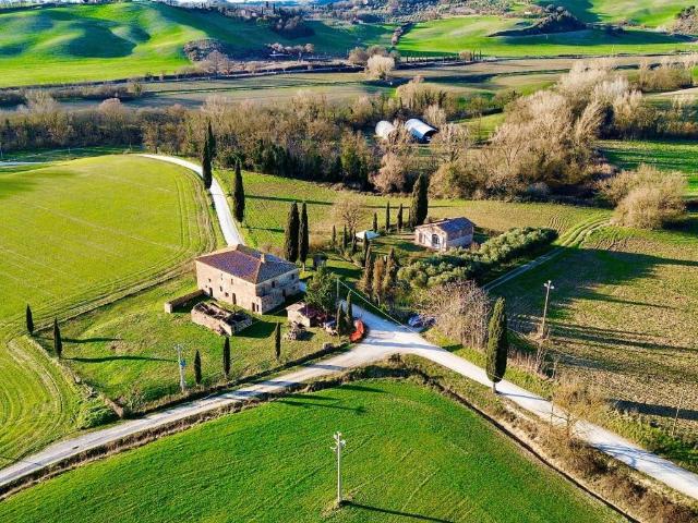 Rustico in vendita a Lucignano d'Asso, Montalcino