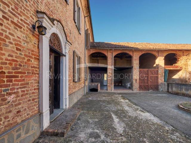 Rustico in vendita a Sant'Antonio, Montaldo Scarampi