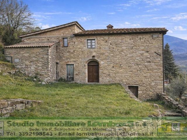 Rustico in vendita a Tobbiana, Montale
