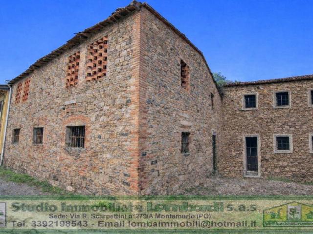 Rustico in vendita a Tobbiana, Montale