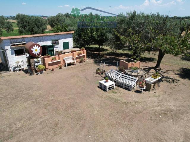 Rustico in vendita a Montalto Di Castro, Lazio