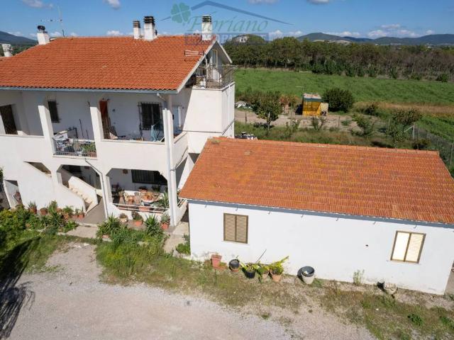 Rustico in vendita a Montalto Di Castro, Lazio
