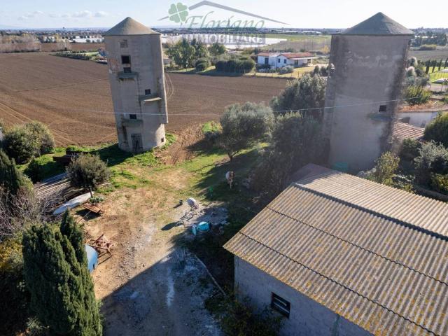 Rustico in vendita a Montalto Di Castro, Lazio