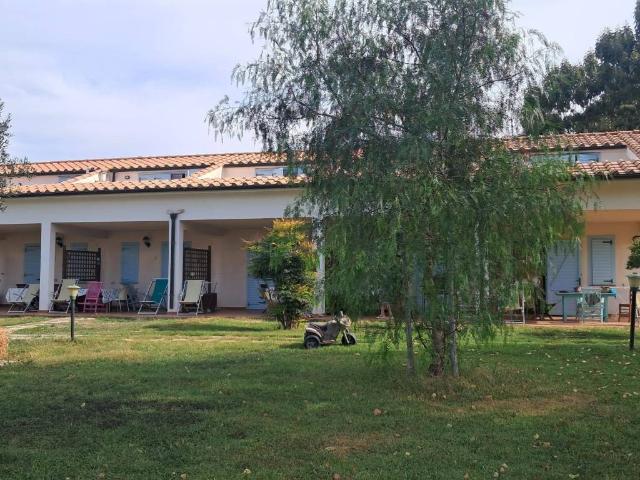 Rustico in vendita a Pescia Romana, Montalto di Castro