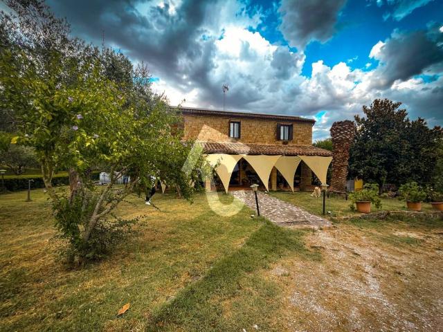 Rustico in vendita a Marche, Ancona