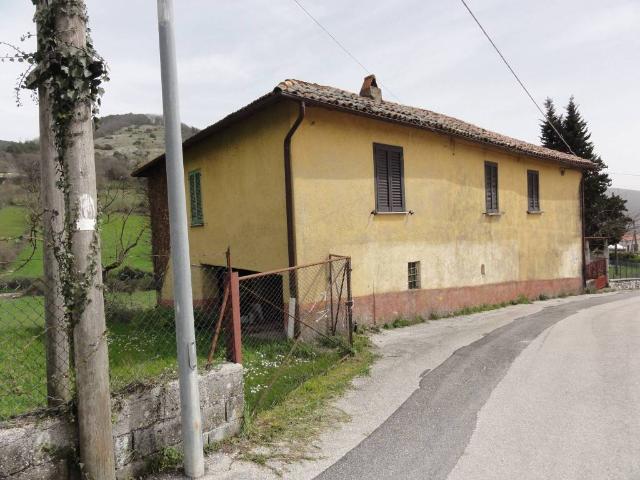 Rustico in vendita a Monte San Giovanni In Sabina, Lazio