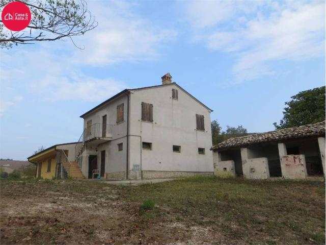 Rustico in vendita a Marche, Macerata