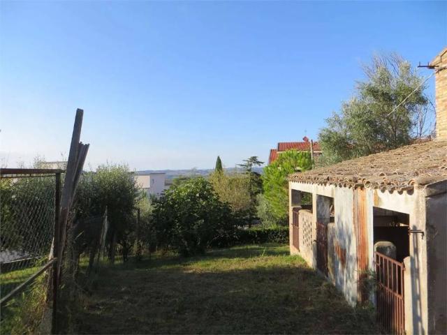 Rustico in vendita a Marche, Macerata