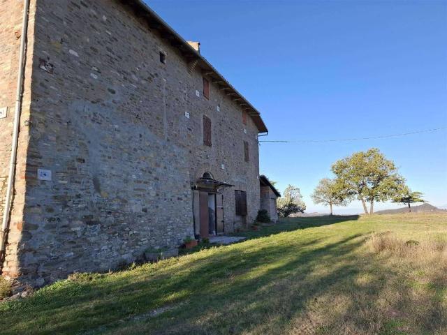 Rustico in vendita a Unione dei comuni Valli del Reno, Lavino e Samoggia, Monte San Pietro