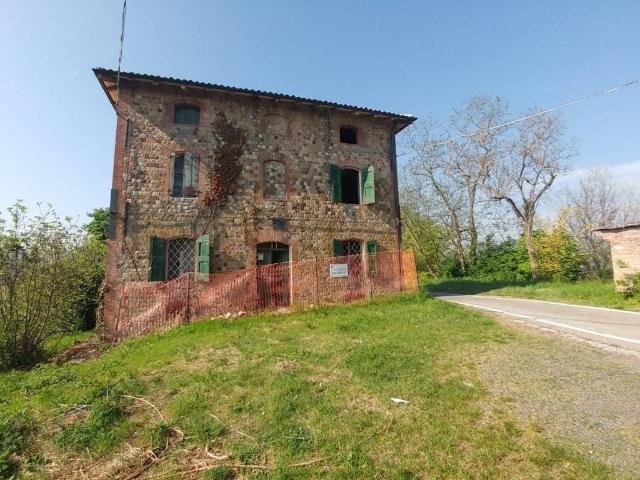 Rustico in vendita a Unione dei comuni Valli del Reno, Lavino e Samoggia, Monte San Pietro