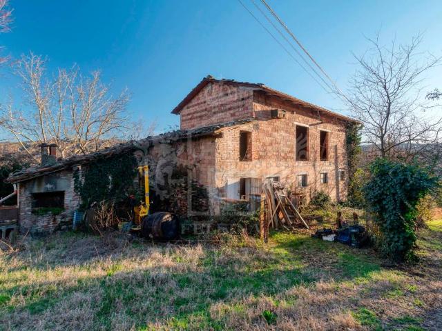Rustico in vendita a Unione dei comuni Valli del Reno, Lavino e Samoggia, Monte San Pietro