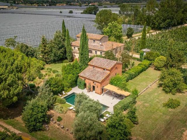 Rustico in vendita a Monte San Savino, Toscana