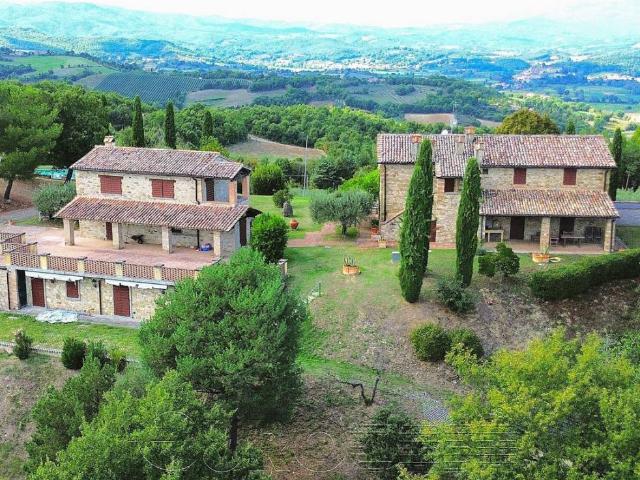 Rustico in vendita a Monte Santa Maria Tiberina, Umbria