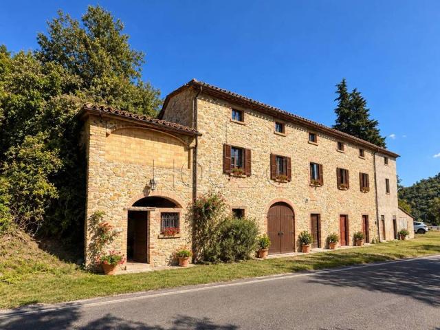 Rustico in vendita a Monte Santa Maria Tiberina, Perugia