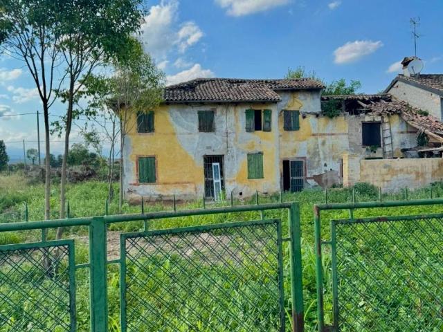 Rustico in vendita a Guarda, Montebelluna