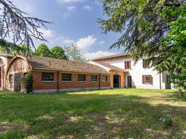Rustico in vendita a Val d’Enza, Re